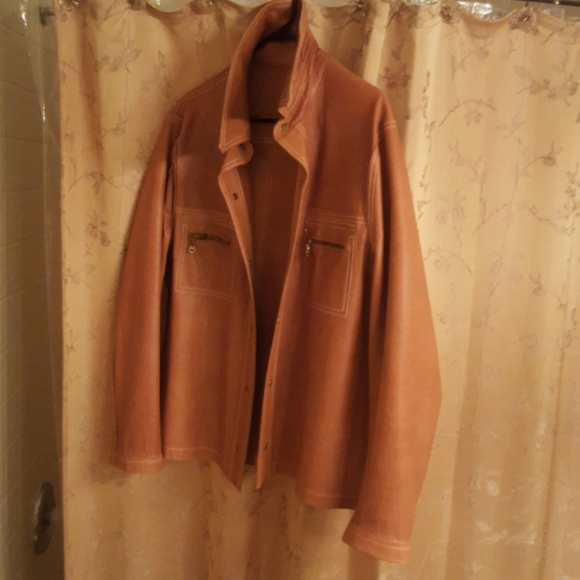 Suede & Leather reversible jacket with pockets on - Picture 4 of 5